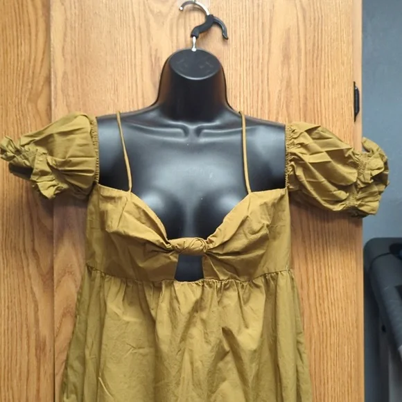 A new day dress - Picture 2 of 4